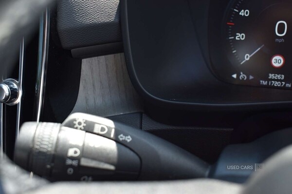 Used Volvo XC40 2022 for sale - 74889438: Photo 28