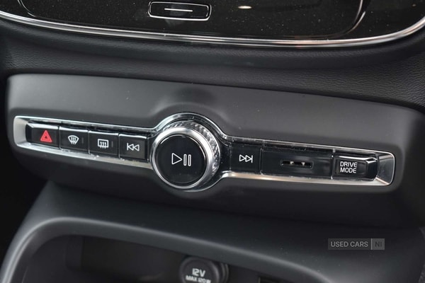 Used Volvo XC40 2022 for sale - 74554657: Photo 33