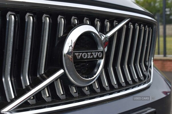 Used Volvo XC40 2022 for sale - 74522251: Photo 6