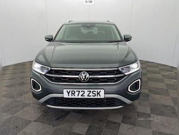 Used Volkswagen T-Roc 2022 for sale - 76825277: Photo