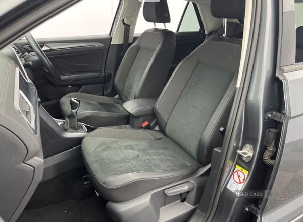 Used Volkswagen T-Roc 2022 for sale - 76825277: Photo 5