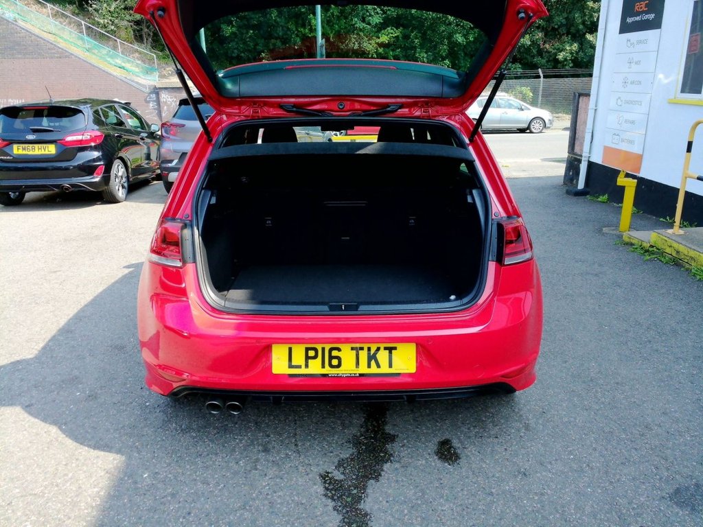 Used Volkswagen Golf 2016 for sale - 76393903: Photo 16