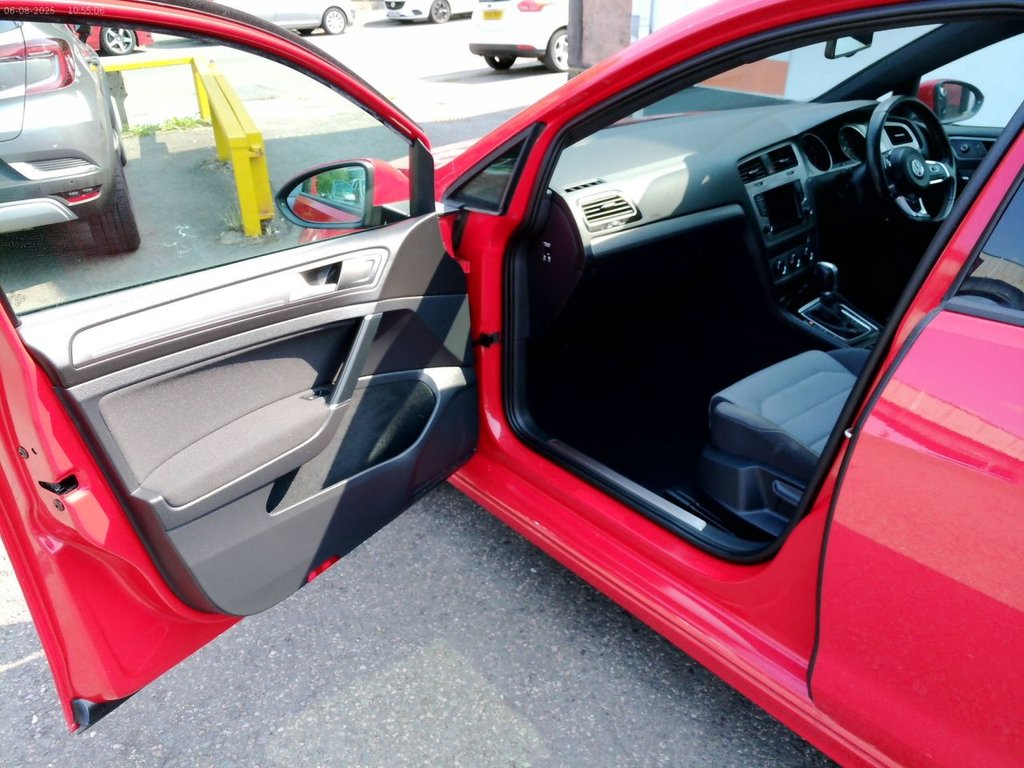 Used Volkswagen Golf 2016 for sale - 76393903: Photo 22