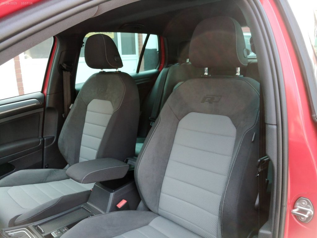 Used Volkswagen Golf 2016 for sale - 76393903: Photo 25