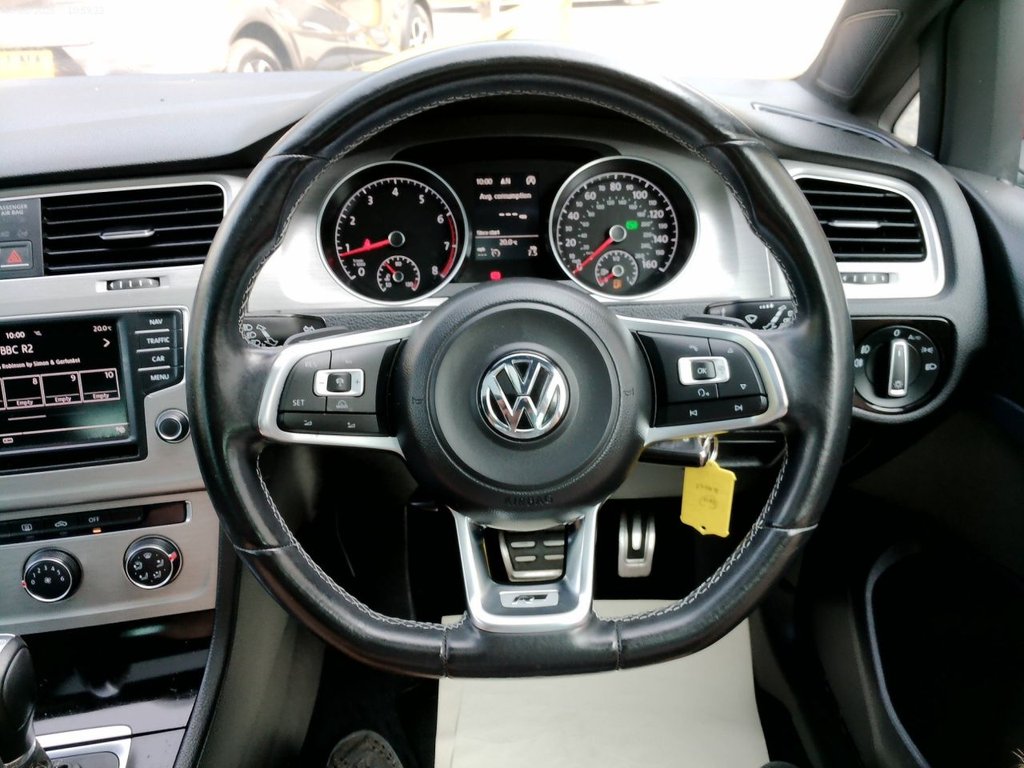 Used Volkswagen Golf 2016 for sale - 76393903: Photo 26