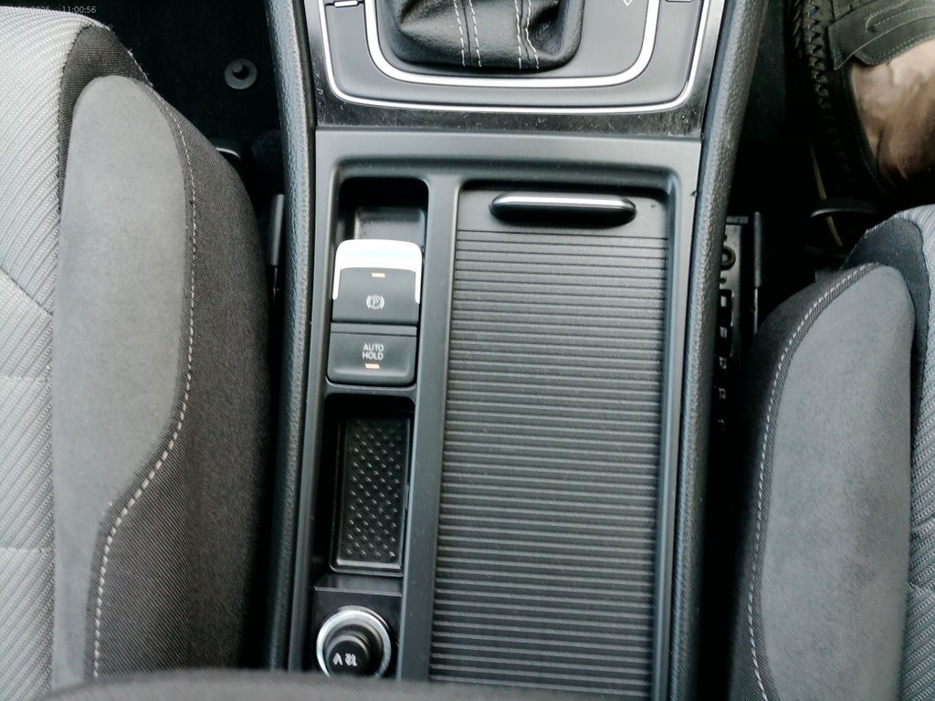 Used Volkswagen Golf 2016 for sale - 76393903: Photo 35