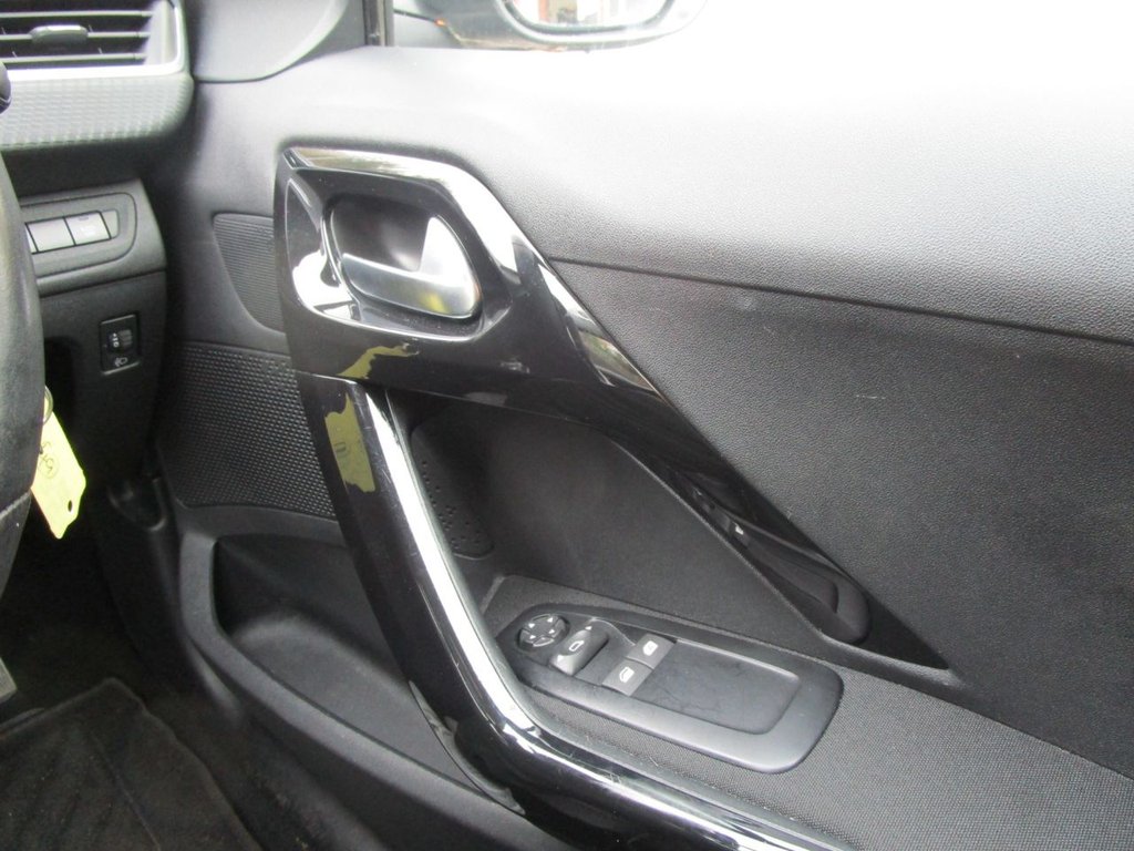 Used Peugeot 208 2018 for sale - 76393874: Photo 20