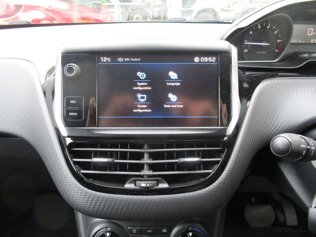 Used Peugeot 208 2018 for sale - 76393874: Photo 30