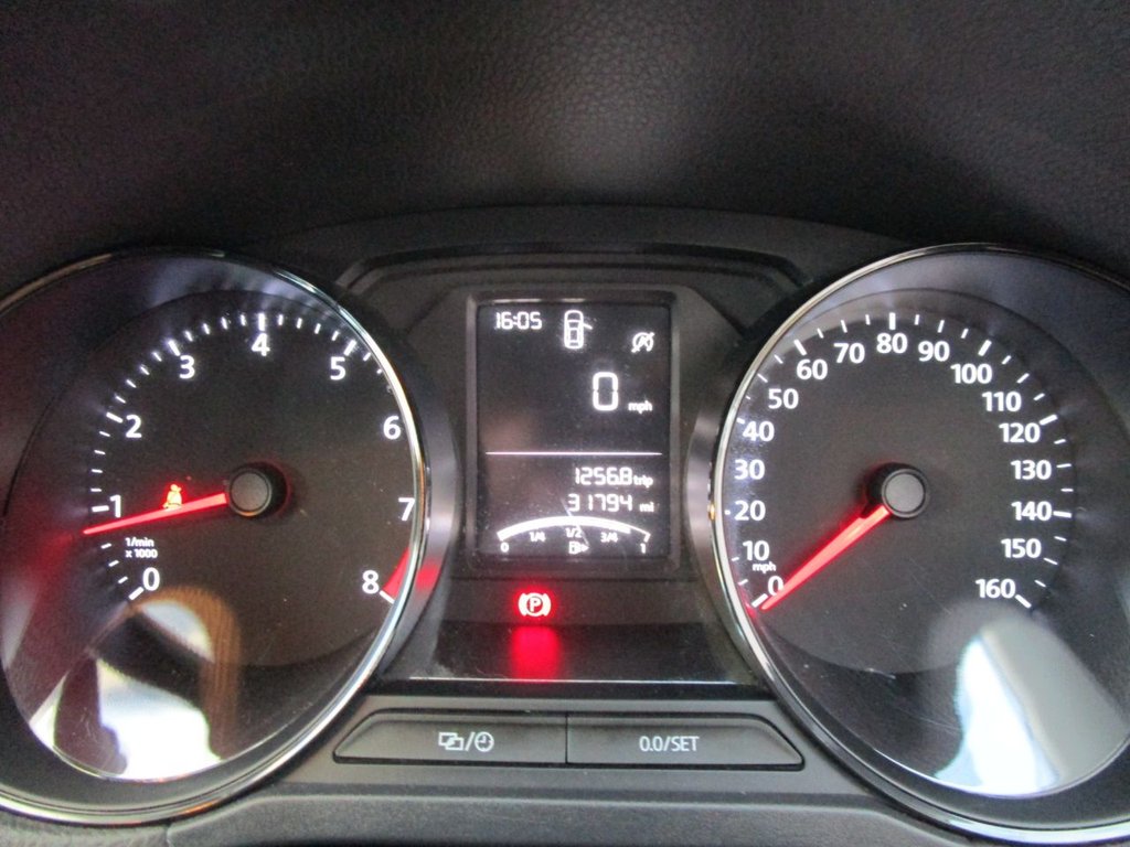 Used Volkswagen Polo 2014 for sale - 76474656: Photo 28