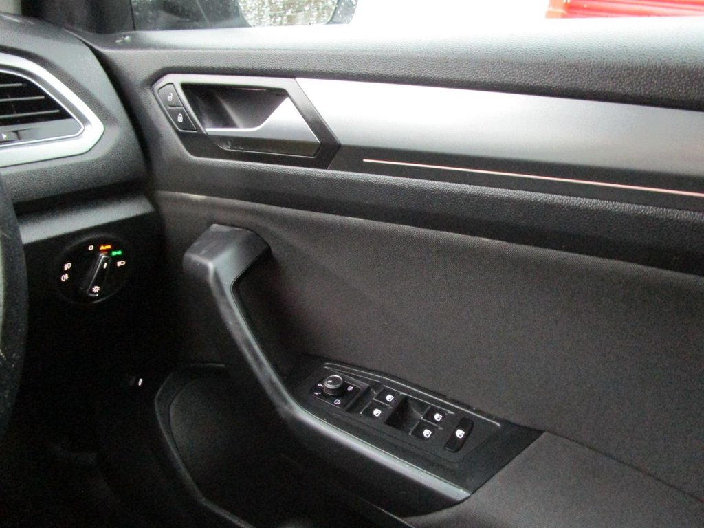 Used Volkswagen T-Roc 2021 for sale - 76582274: Photo 25