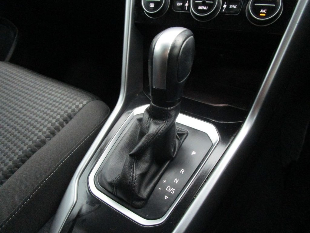 Used Volkswagen T-Roc 2021 for sale - 76582274: Photo 28