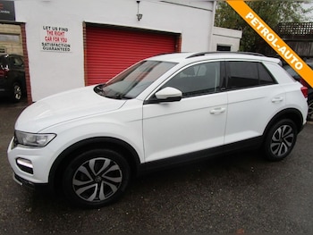 Used Volkswagen T-Roc 2021 for sale - 76582274: Photo