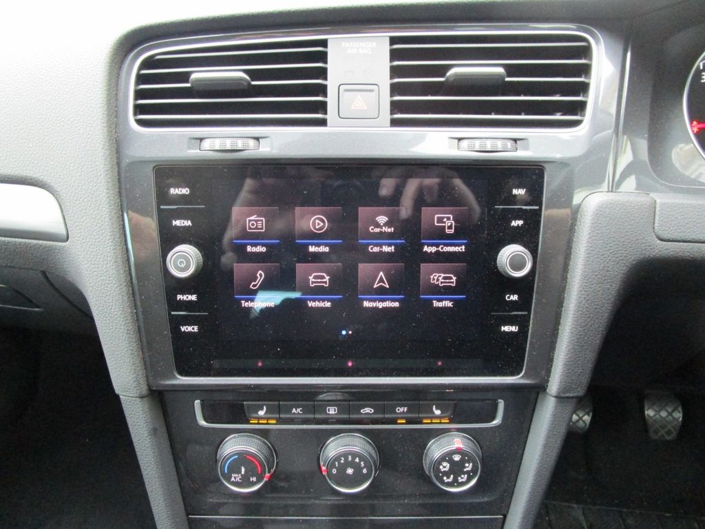 Used Volkswagen Golf 2019 for sale - 76445743: Photo 24