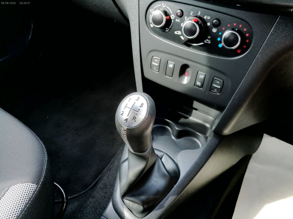 Used Dacia Sandero Stepway 2018 for sale - 76393873: Photo 31