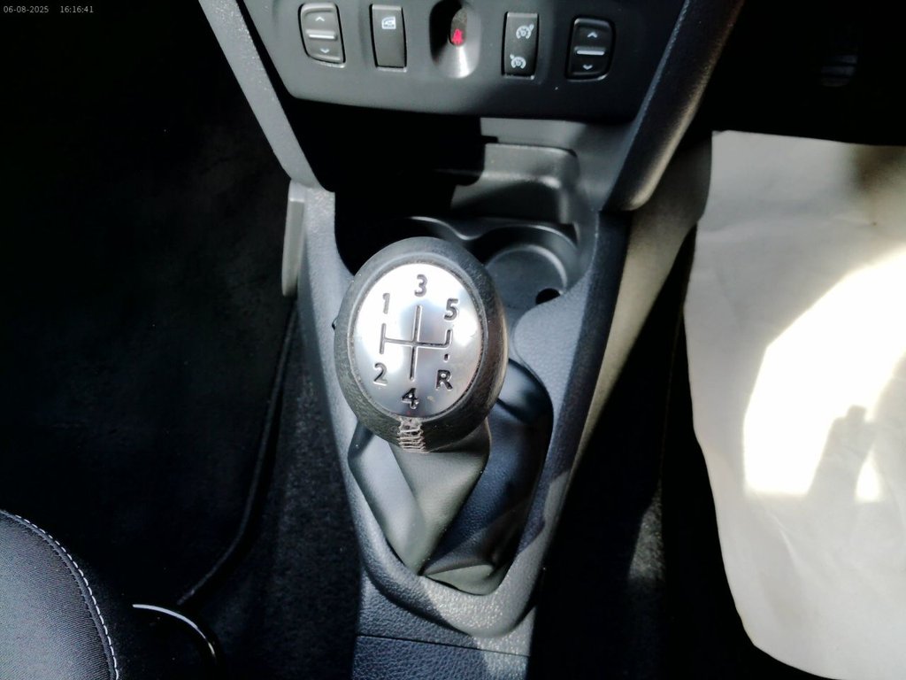 Used Dacia Sandero Stepway 2018 for sale - 76393873: Photo 32