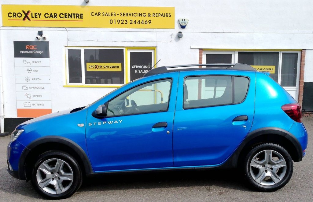 Used Dacia Sandero Stepway 2018 for sale - 76393873: Photo 4