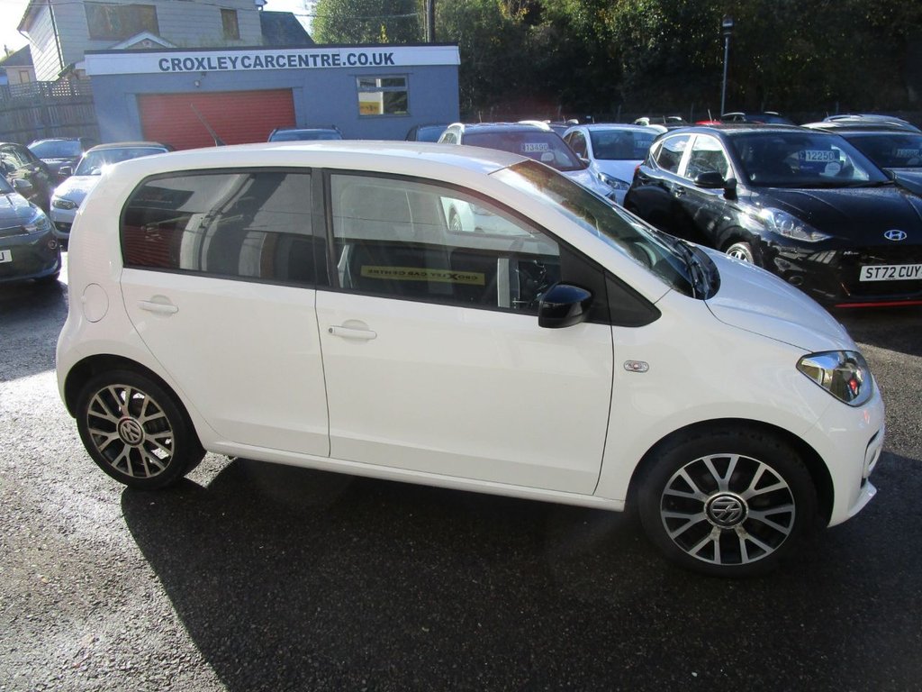 Used Volkswagen up! 2014 for sale - 76393868: Photo 16