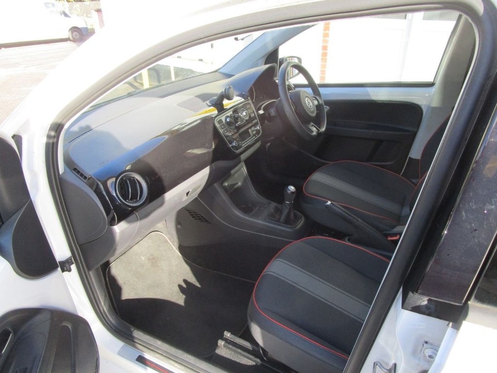 Used Volkswagen up! 2014 for sale - 76393868: Photo 19