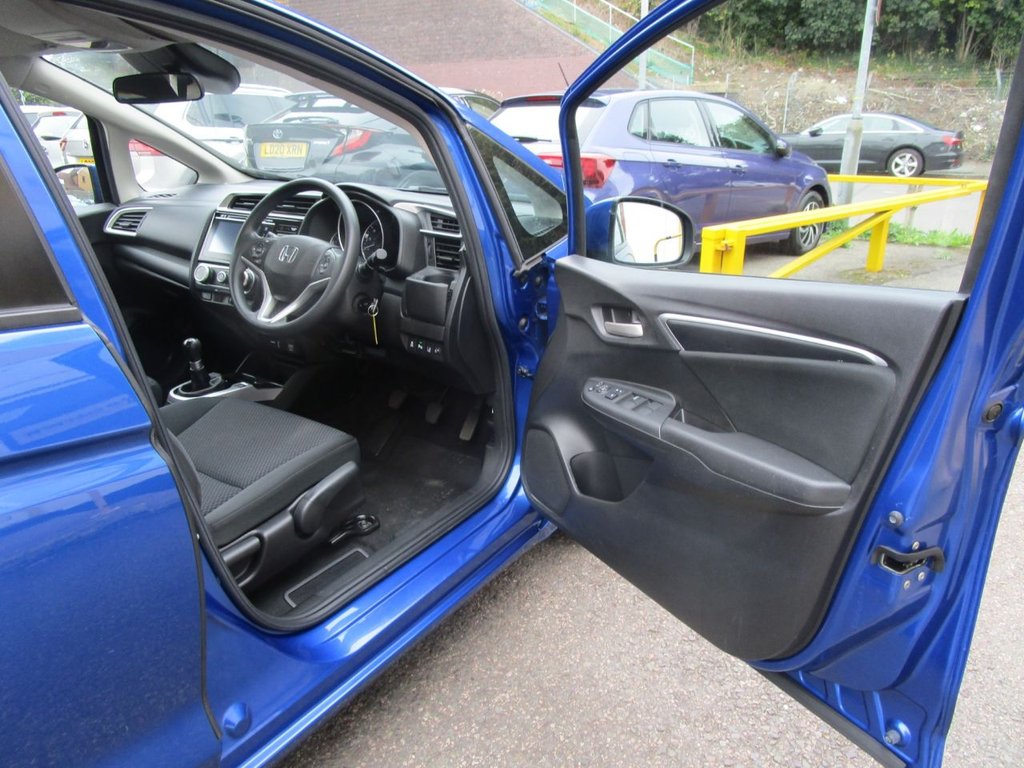 Used Honda Jazz 2020 for sale - 76393893: Photo 9