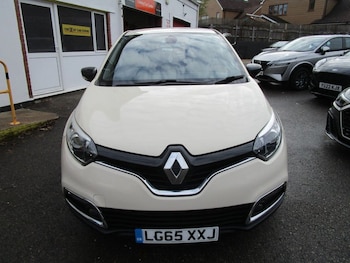 Used Renault Captur 2015 for sale - 76520507: Photo