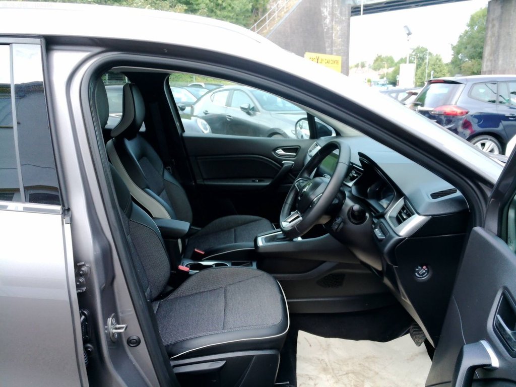 Used Renault Captur 2023 for sale - 76520768: Photo 10