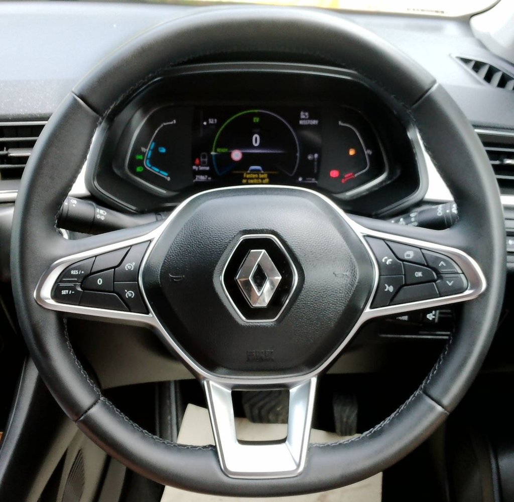 Used Renault Captur 2023 for sale - 76520768: Photo 23