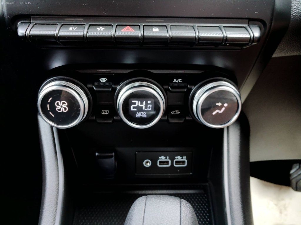 Used Renault Captur 2023 for sale - 76520768: Photo 34