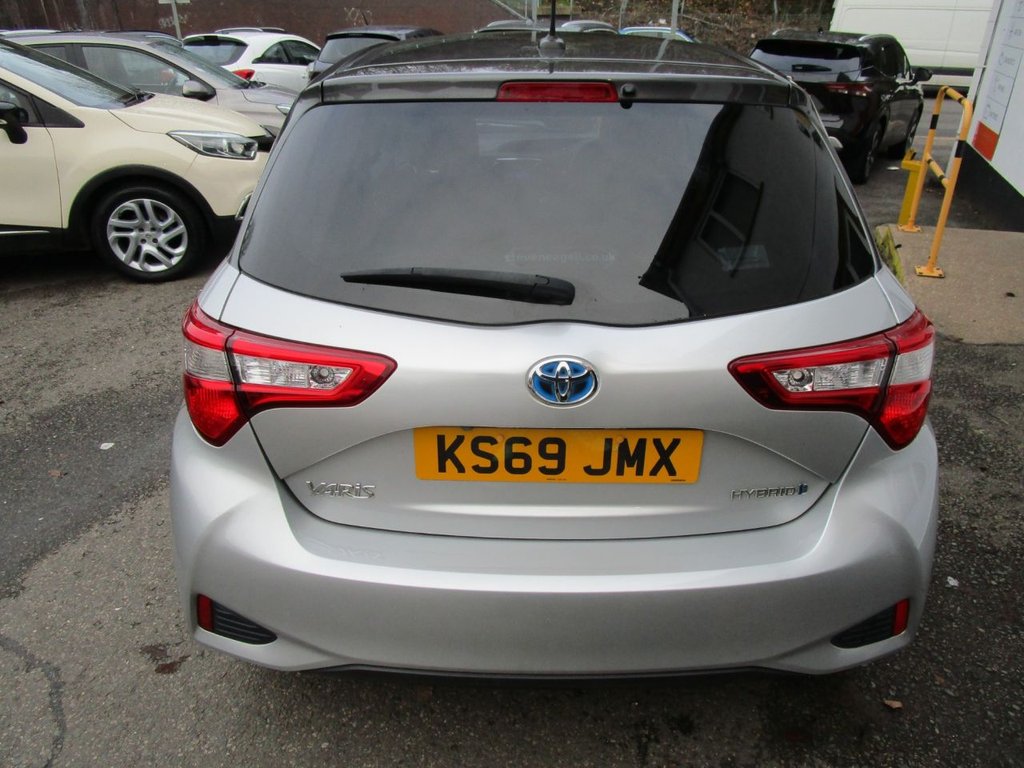 Used Toyota Yaris 2019 for sale - 76595910: Photo 15
