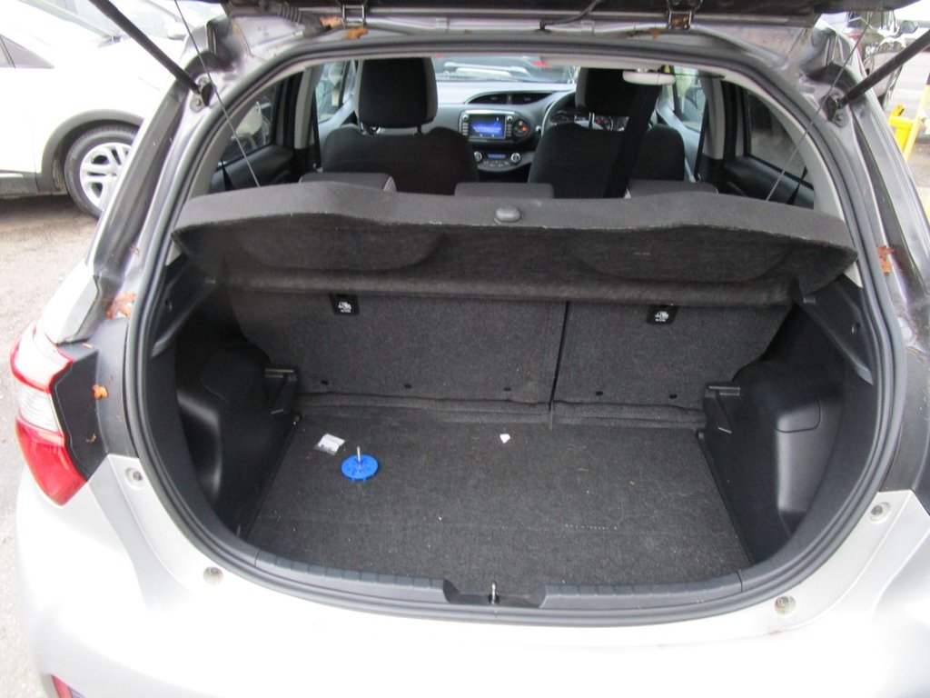 Used Toyota Yaris 2019 for sale - 76595910: Photo 16