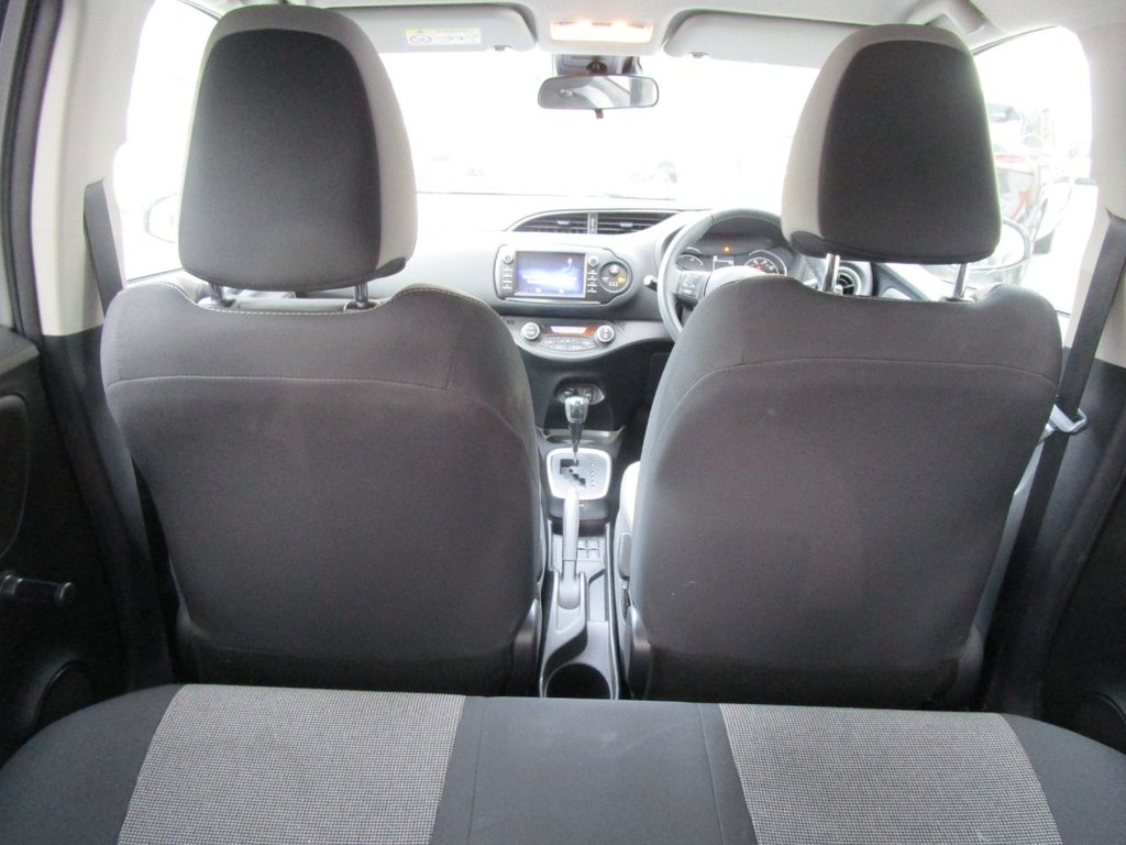 Used Toyota Yaris 2019 for sale - 76595910: Photo 17