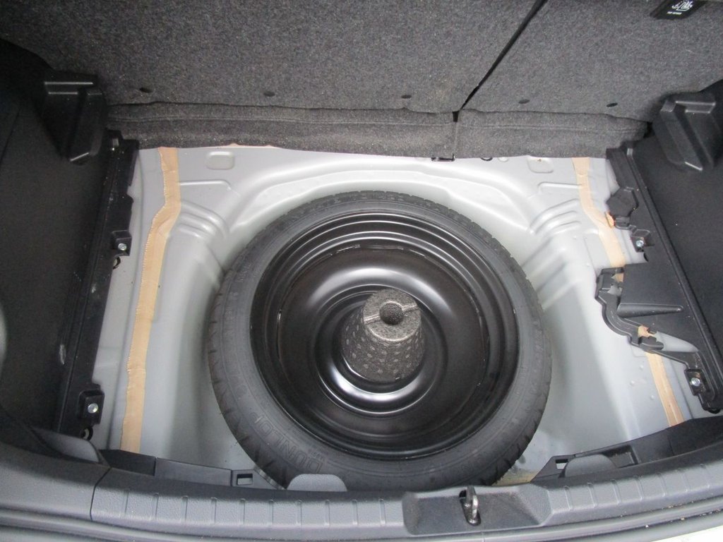 Used Toyota Yaris 2019 for sale - 76595910: Photo 18