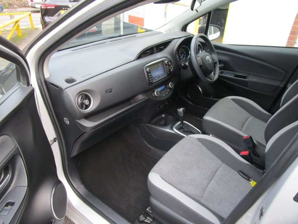 Used Toyota Yaris 2019 for sale - 76595910: Photo 22