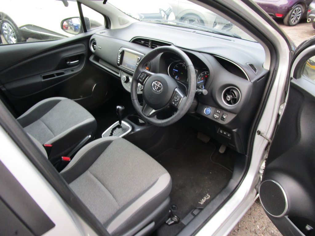 Used Toyota Yaris 2019 for sale - 76595910: Photo 28