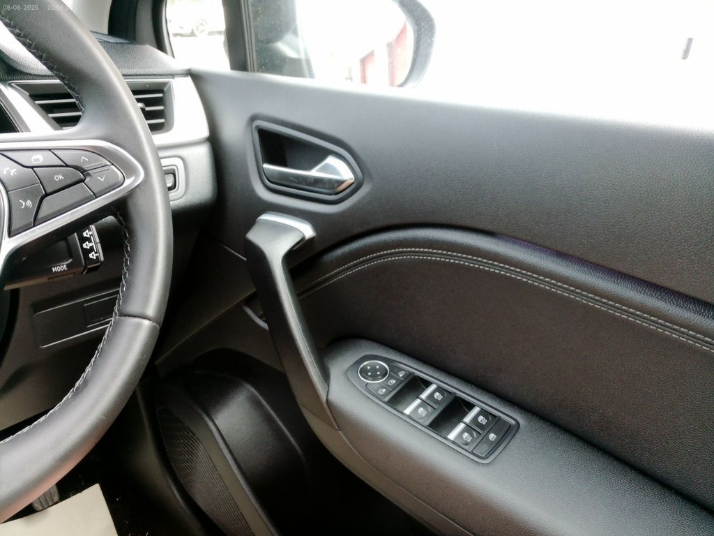 Used Renault Captur 2023 for sale - 76393897: Photo 26