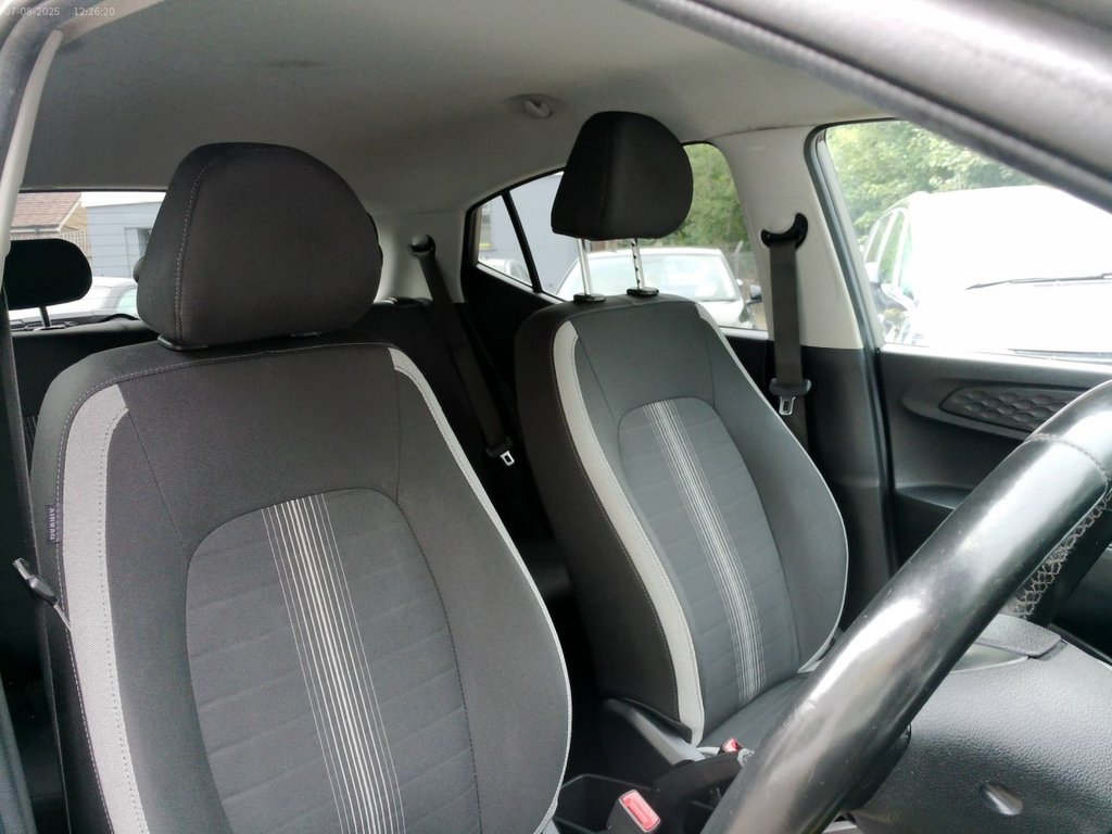 Used Hyundai i10 2022 for sale - 76393900: Photo 13