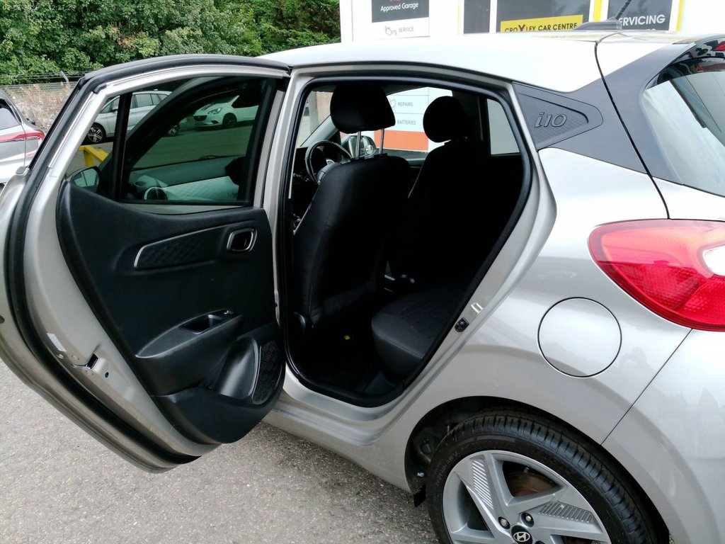 Used Hyundai i10 2022 for sale - 76393900: Photo 21