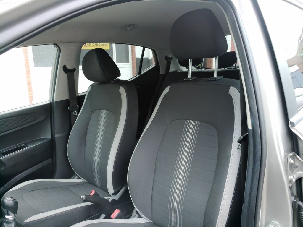 Used Hyundai i10 2022 for sale - 76393900: Photo 24