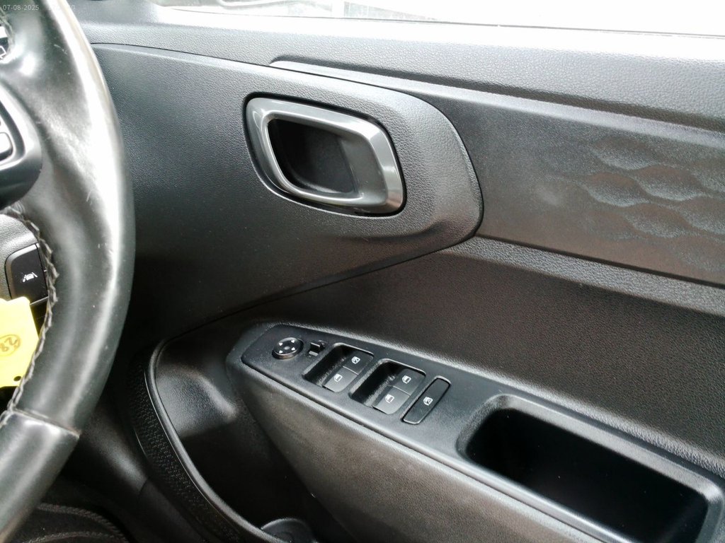 Used Hyundai i10 2022 for sale - 76393900: Photo 28