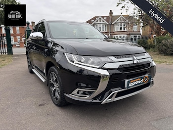 Used Mitsubishi Outlander 2019 for sale - 75611756: Photo