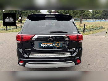 Used Mitsubishi Outlander 2019 for sale - 75611756: Photo