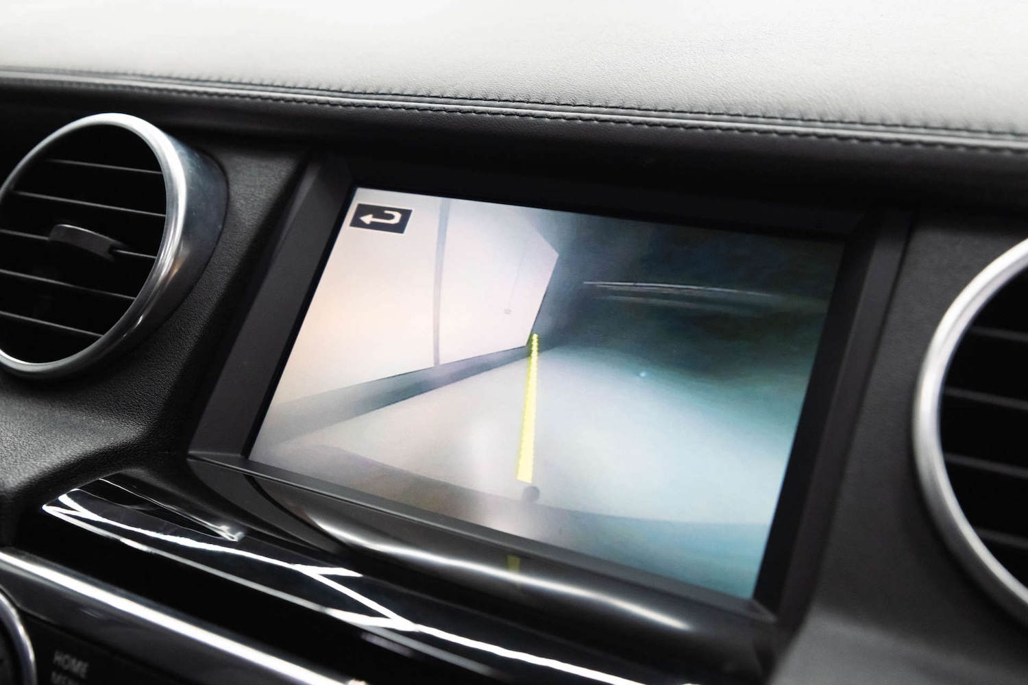 Used Land Rover Discovery 2015 for sale - 77492490: Photo 49