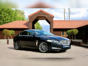 2011 - 2.2 XF Portfolio D Auto 4dr