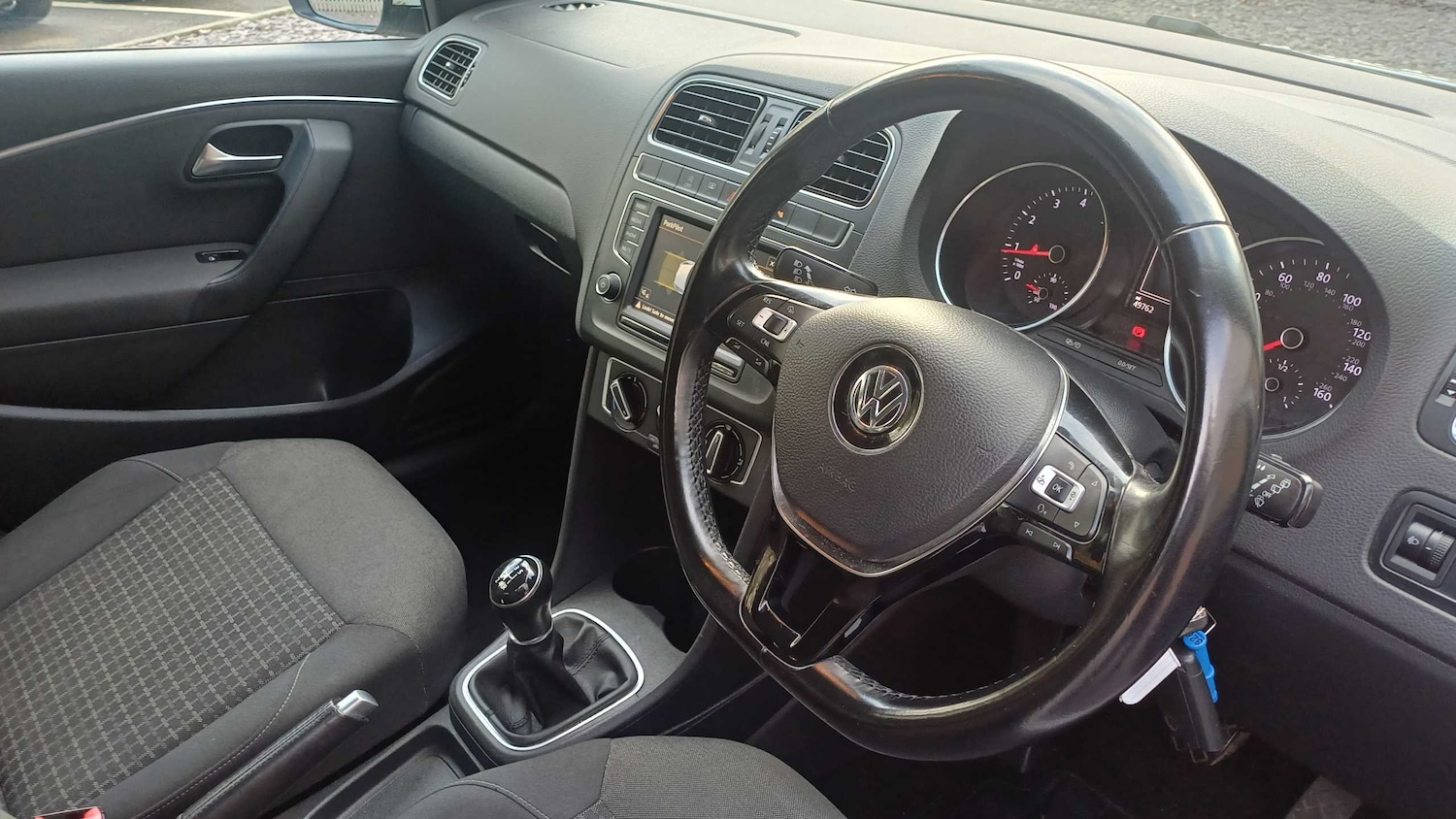 Used Volkswagen Polo 2016 for sale - 76746003: Photo 11