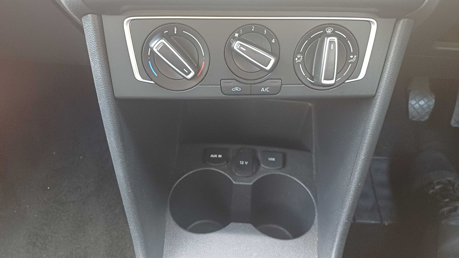 Used Volkswagen Polo 2016 for sale - 76746003: Photo 14