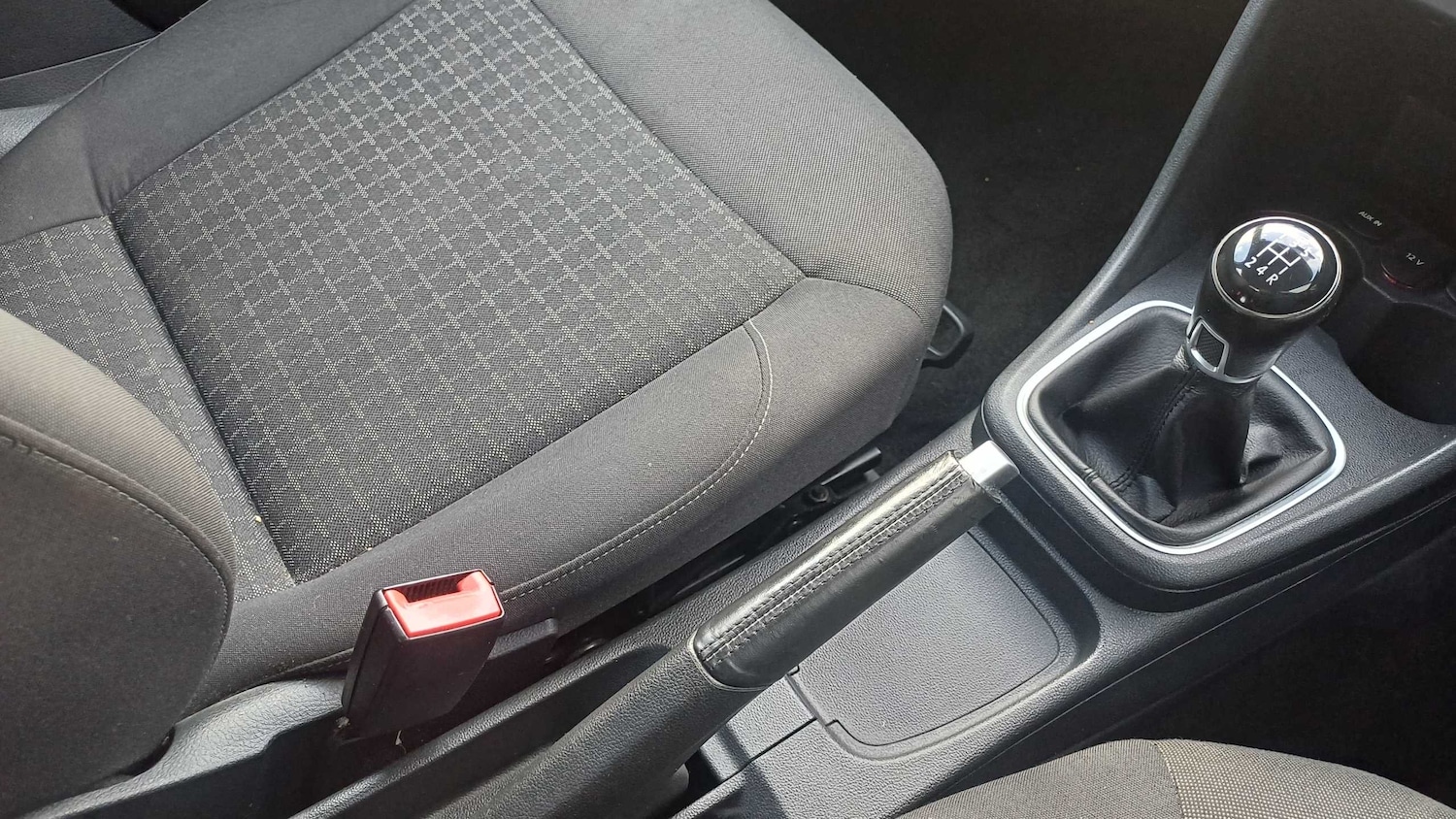 Used Volkswagen Polo 2016 for sale - 76746003: Photo 17