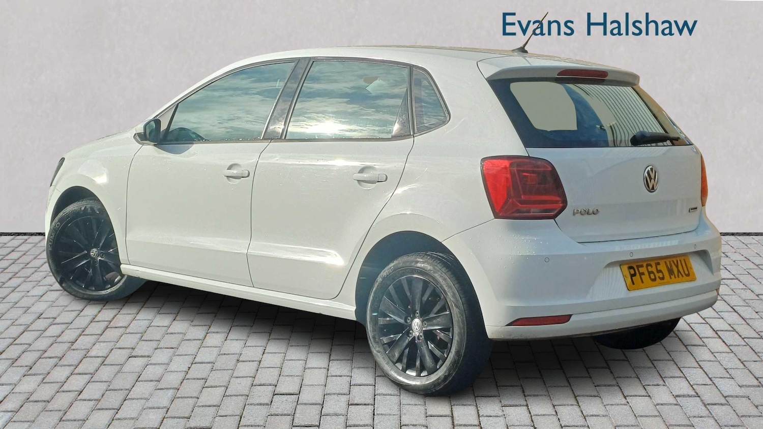 Used Volkswagen Polo 2016 for sale - 76746003: Photo 3