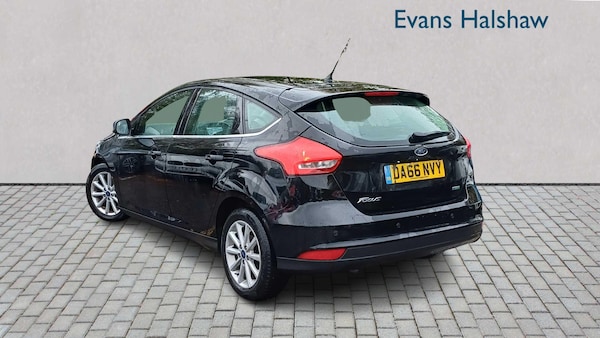 Used Ford Focus 2017 for sale - 76329131: Photo 5