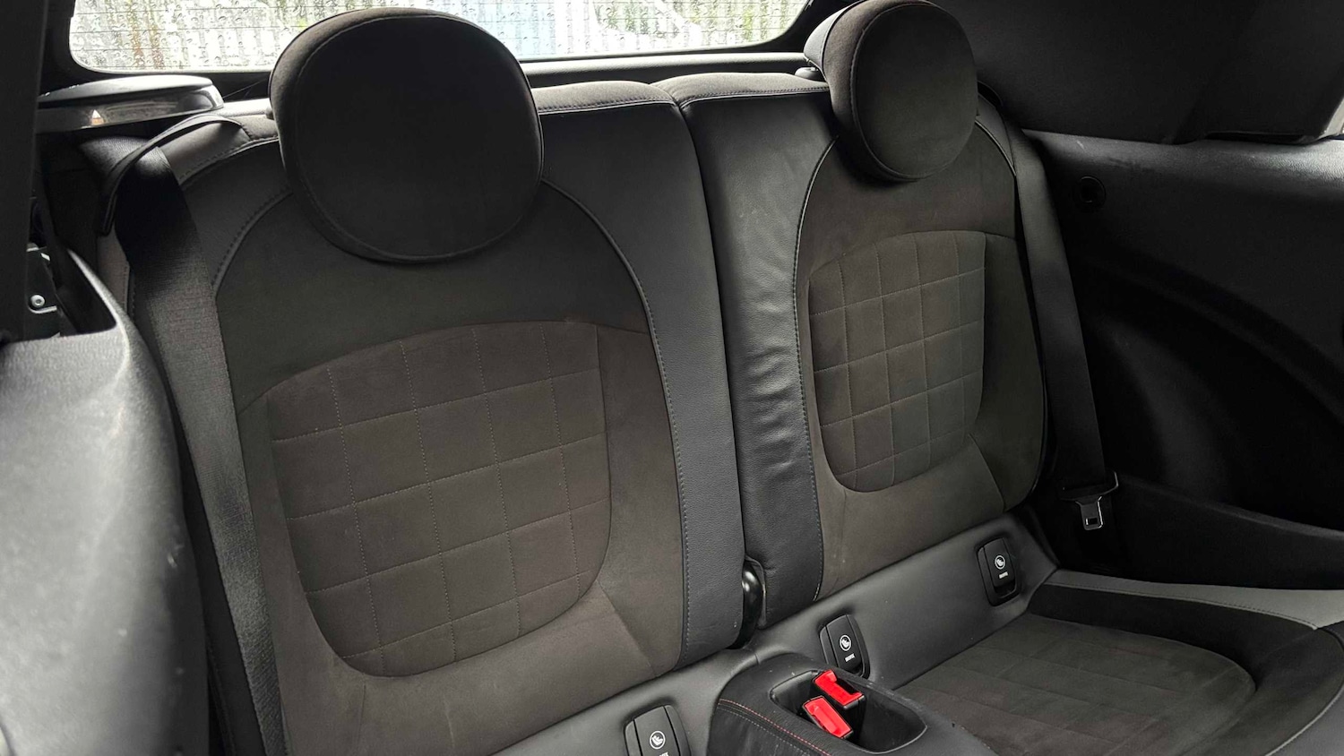 Used MINI Convertible 2022 for sale - 76916145: Photo 17