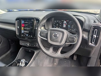 Used Volvo XC40 2022 for sale - 75561968: Photo