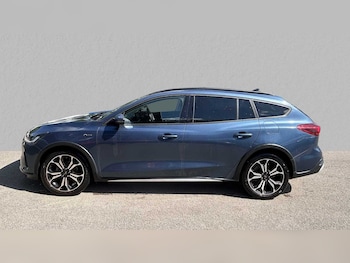 Used Ford Focus 2022 for sale - 75868913: Photo